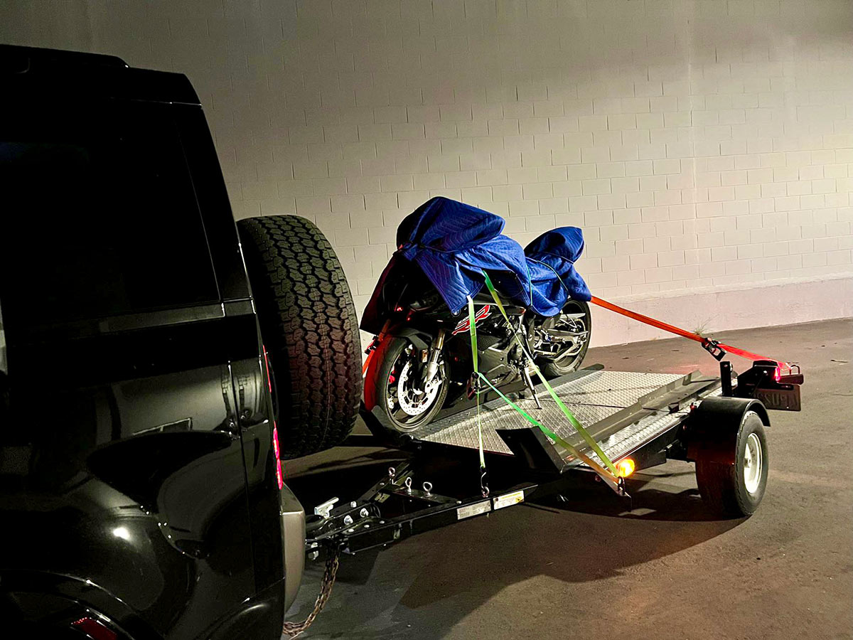 Custom-Fit vs. Universa ATV elastica navis retia, quod est rectum pro ATV?